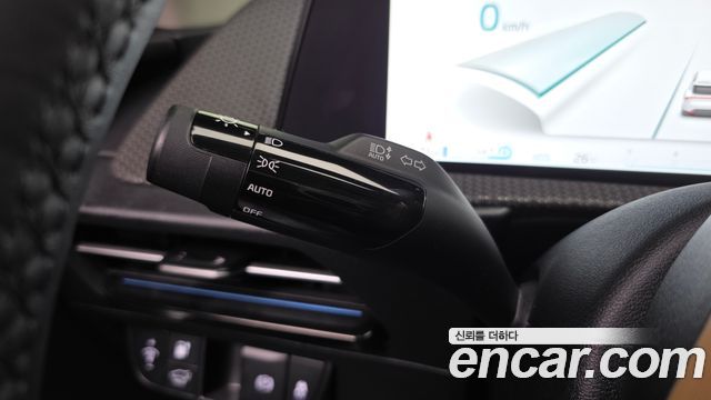 Kia EV6 2023 — photo 32