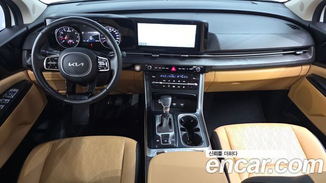 Kia Canival 2023 — photo 10