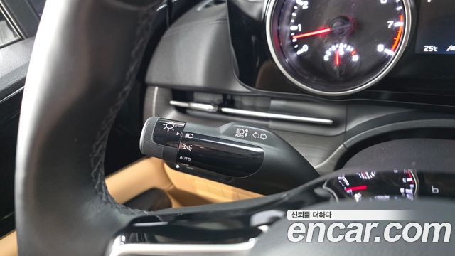 Kia Canival 2023 — photo 23