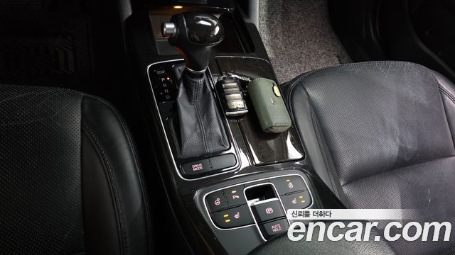 Kia K7 2013 — photo 9