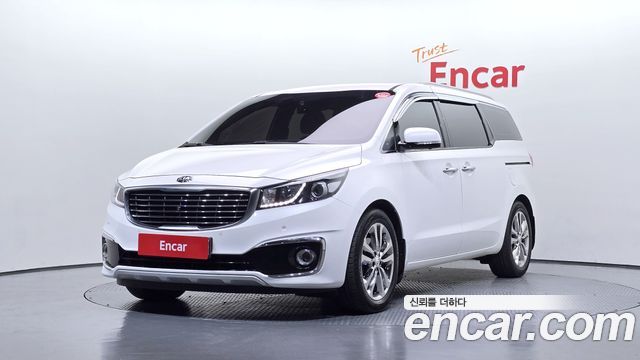 Kia Canival 2016 — photo 1