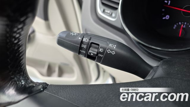 Kia Canival 2016 — photo 16