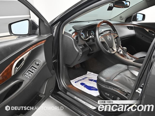 Chevrolet Korea Alpheon 2013 — photo 11