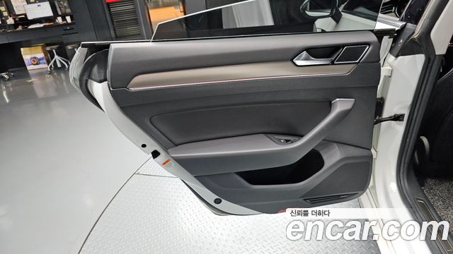 Volkswagen Arteon 2018 — photo 15