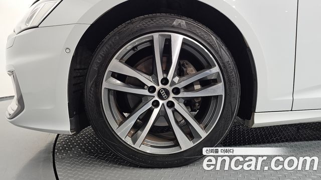 Audi A6 2022 — photo 5