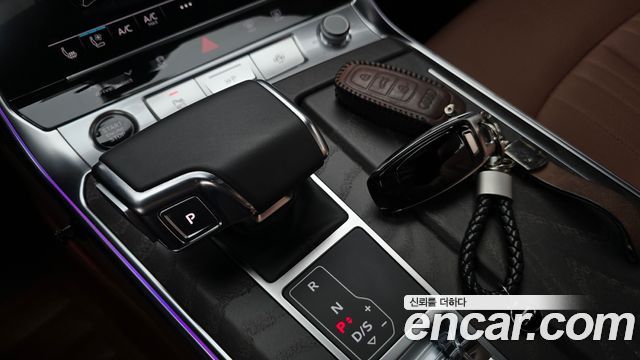 Audi A6 2022 — photo 12