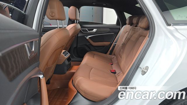 Audi A6 2022 — photo 18