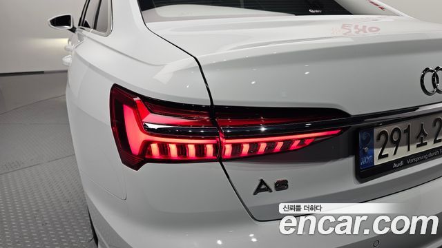 Audi A6 2022 — photo 9