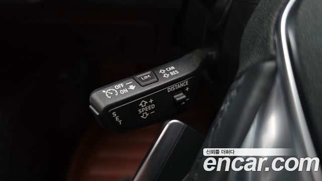 Audi A6 2022 — photo 29