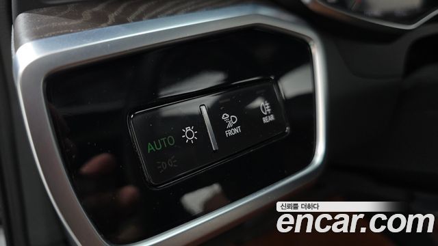 Audi A6 2022 — photo 32