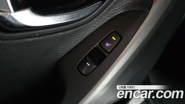 Hyundai AVANTE 2012 — photo 18