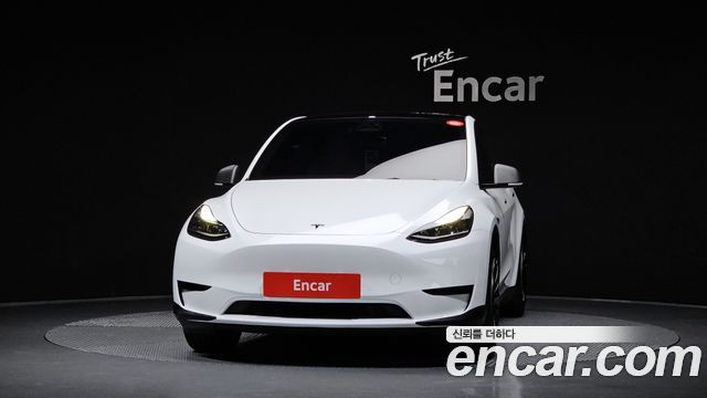 Tesla Model Y 2024 — photo 3