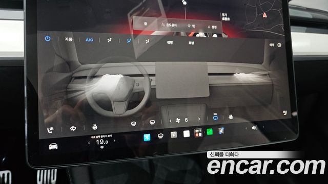 Tesla Model Y 2024 — photo 24