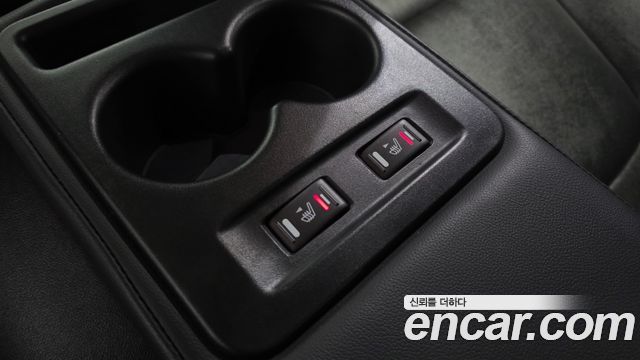 Renault Korea SM6 2019 — photo 25
