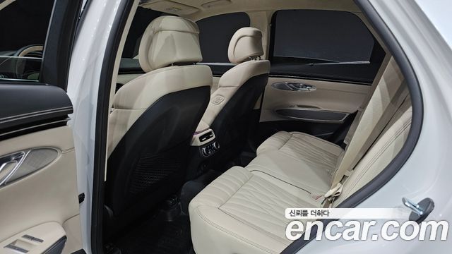 Genesis GV70 2024 — photo 18