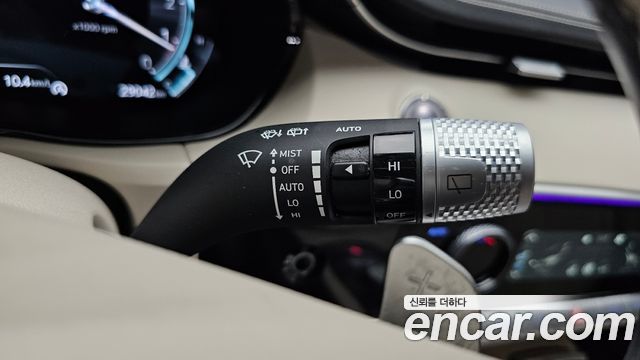 Genesis GV70 2024 — photo 27