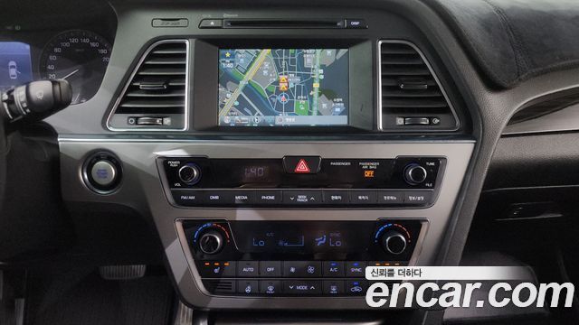 Hyundai Sonata 2016 — photo 18