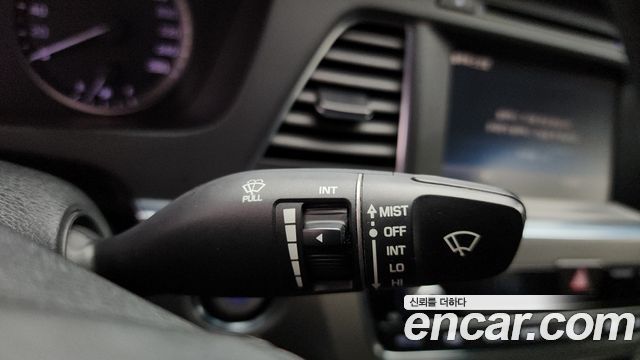 Hyundai Sonata 2016 — photo 28