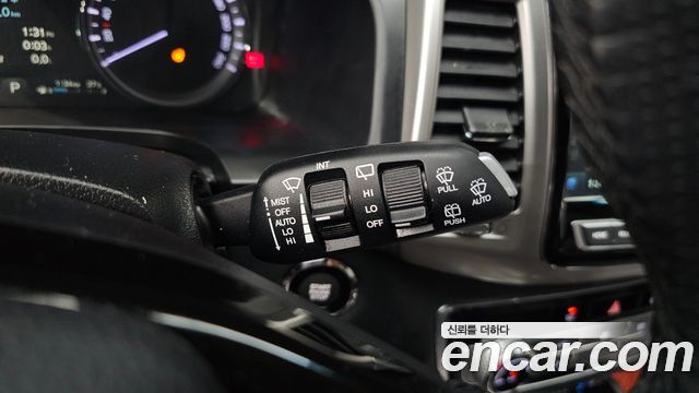 KG Mobility Rexton 2018 — photo 18