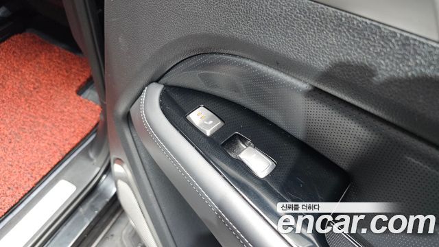 KG Mobility Rexton 2018 — photo 19
