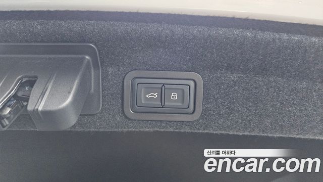 Audi A6 2020 — photo 29