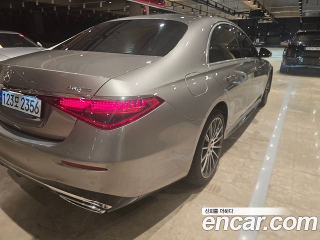 Mercedes-Benz S-Class 2022 — photo 2