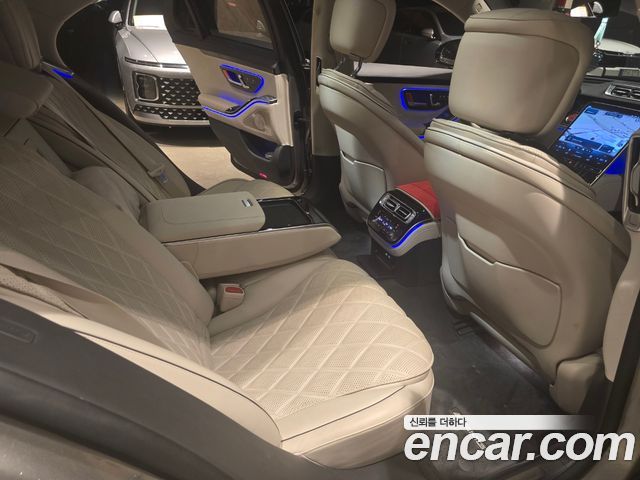 Mercedes-Benz S-Class 2022 — photo 10