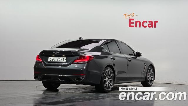 Genesis G70 2018 — photo 2
