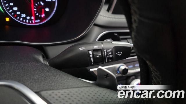 Genesis G70 2018 — photo 15