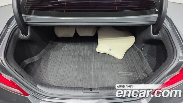 Genesis G70 2018 — photo 16