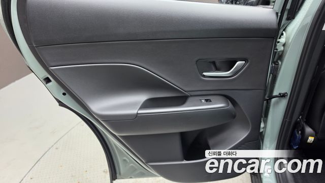 Hyundai Kona 2023 — photo 15