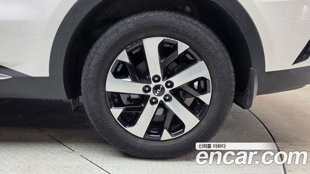 Kia Sorento 2023 — photo 7