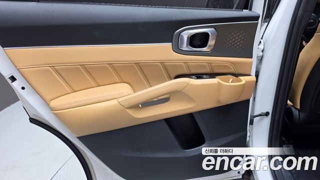 Kia Sorento 2023 — photo 15