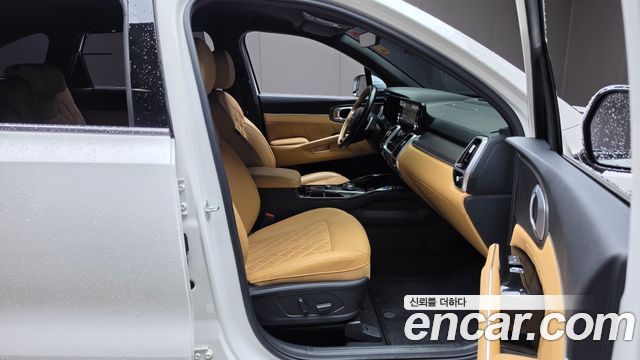 Kia Sorento 2023 — photo 16