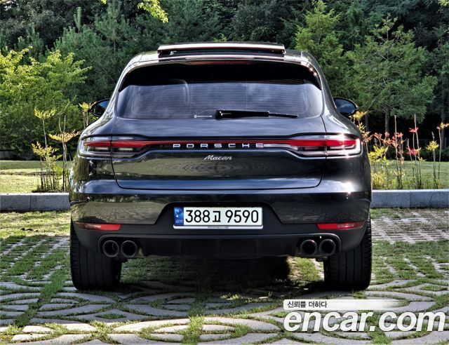 Porsche Macan 2021 — photo 4
