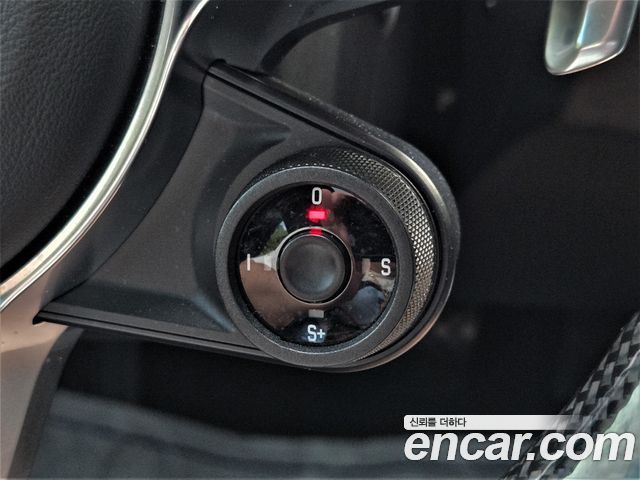 Porsche Macan 2021 — photo 13