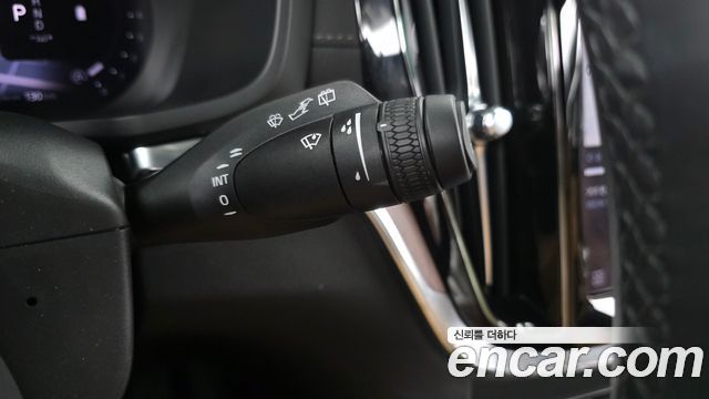 Volvo V60 2024 — photo 27