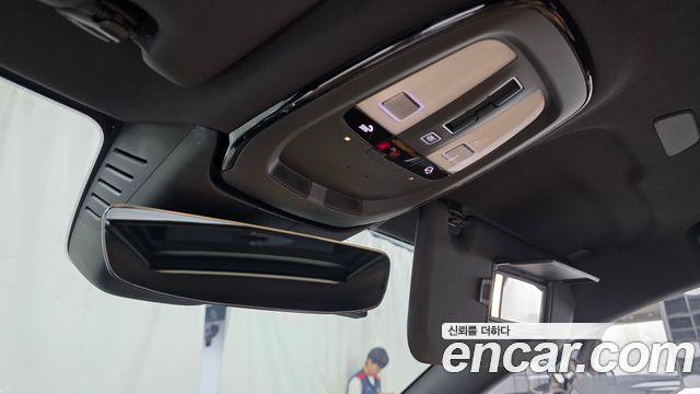 Volvo V60 2024 — photo 32