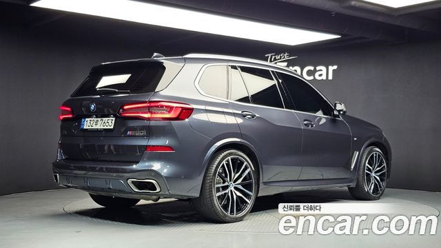 BMW X5 2021 — photo 2