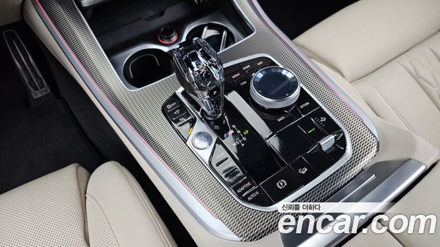 BMW X5 2021 — photo 9
