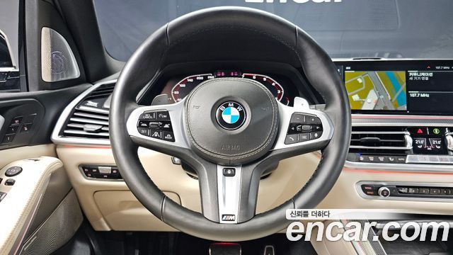 BMW X5 2021 — photo 13