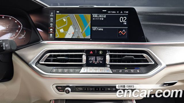 BMW X5 2021 — photo 14
