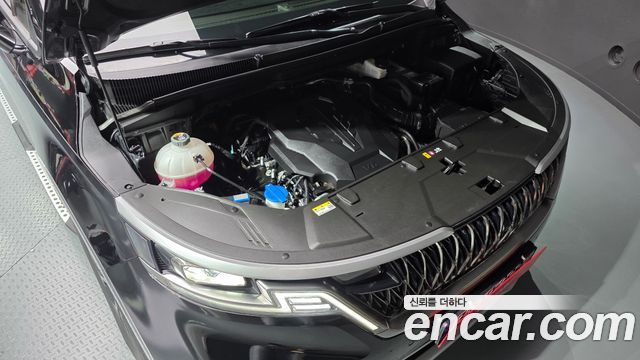 Kia Canival 2023 — photo 6
