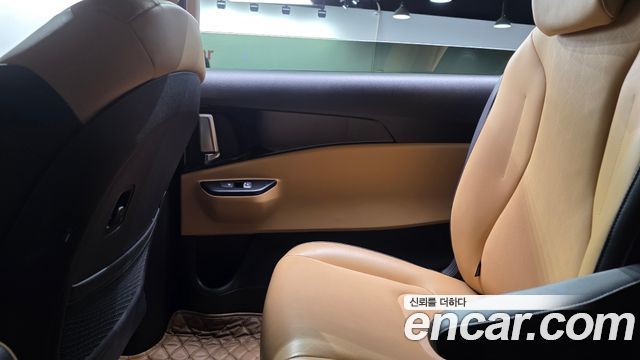 Kia Canival 2023 — photo 15