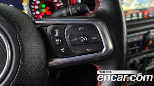 Jeep Gladiator 2021 — photo 22