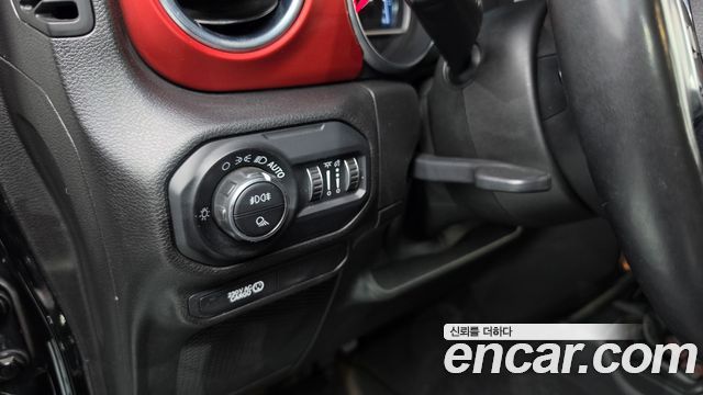 Jeep Gladiator 2021 — photo 25