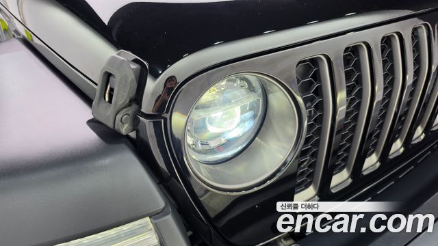 Jeep Gladiator 2021 — photo 8