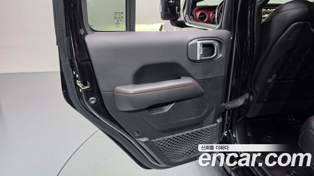 Jeep Gladiator 2021 — photo 15