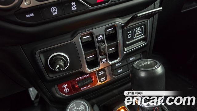 Jeep Gladiator 2021 — photo 29