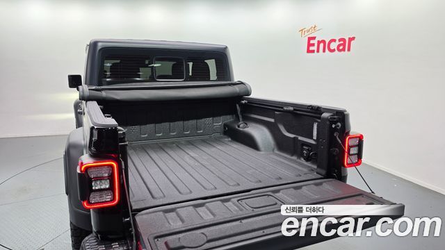 Jeep Gladiator 2021 — photo 30
